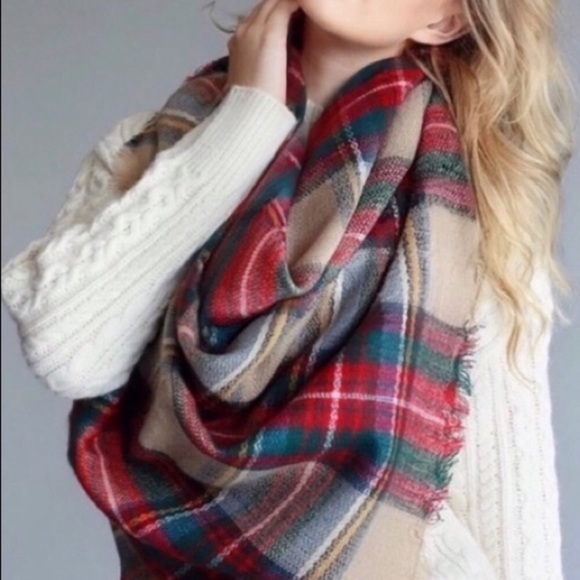 Abercrombie & Fitch Accessories - Abercrombie and Fitch plaid shoulder wrap/scarf